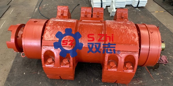 刮板輸送機的破碎軸組多久要更換一次？_河南雙志